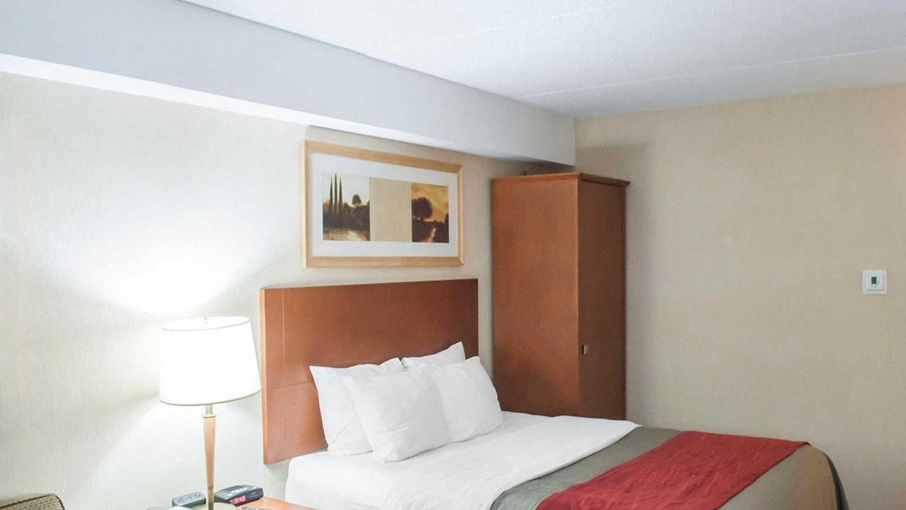 Photo of Bedroom in Northeast Mississauga