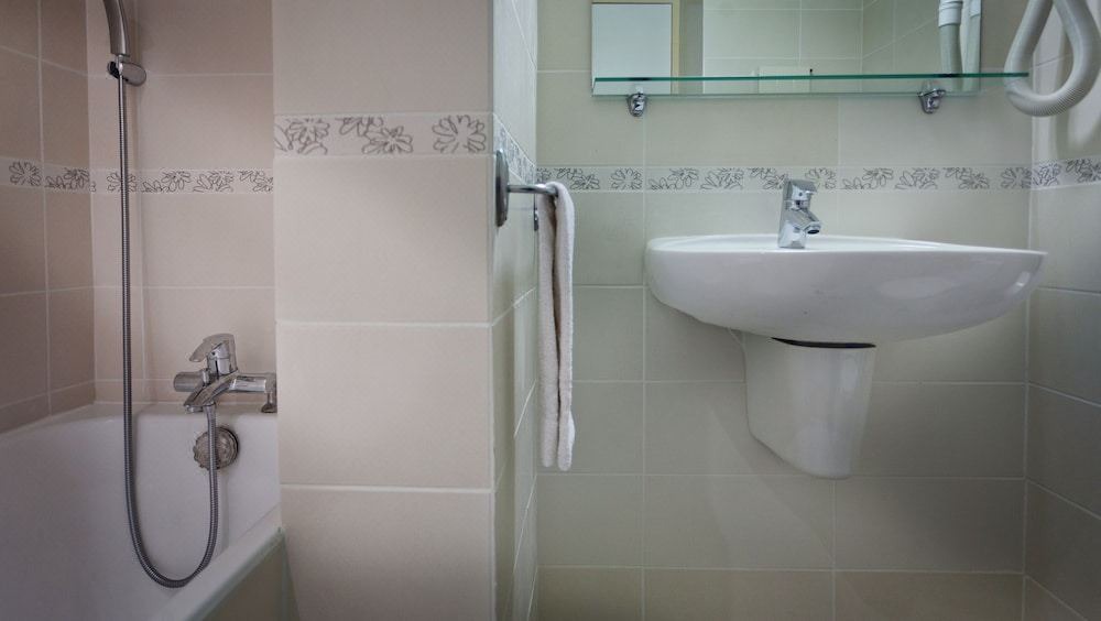 Photo of Bathroom in Quartier du Petit-Montrouge