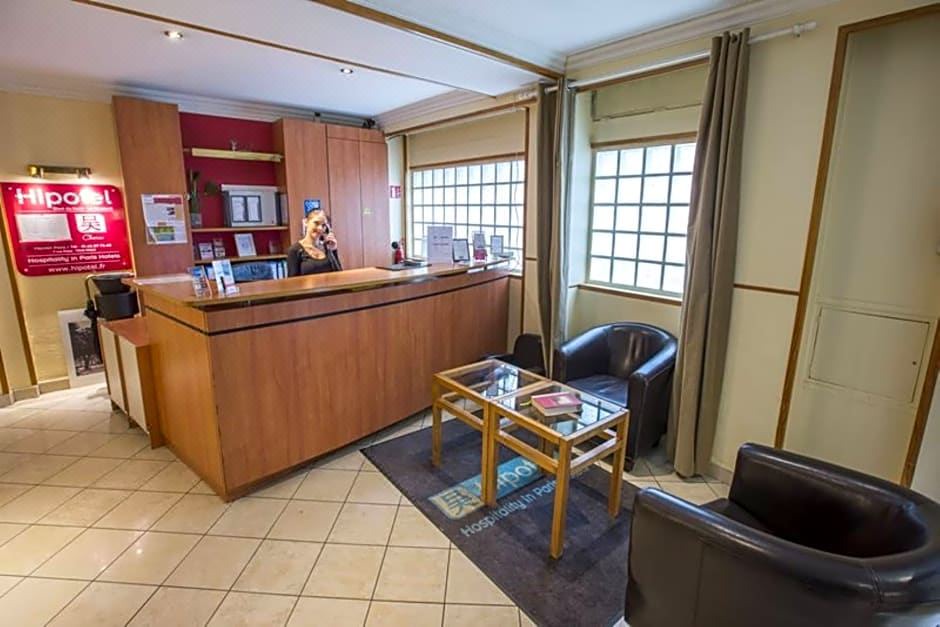 Photo of Livingroom in Quartier de la Chapelle