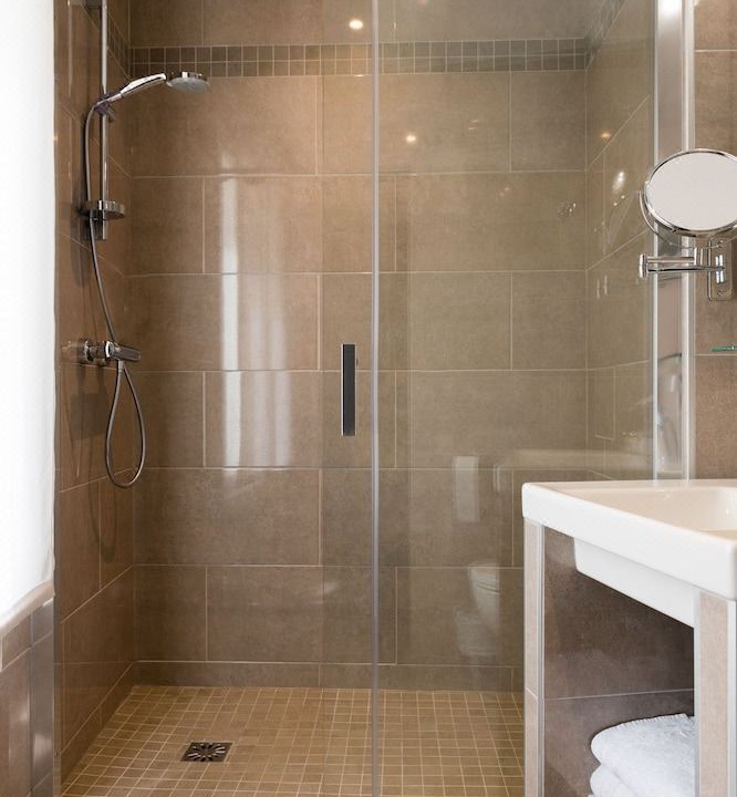 Photo of Bathroom in 9th Arrondissement