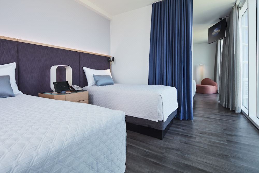 Photo of Bedroom in Florida Center