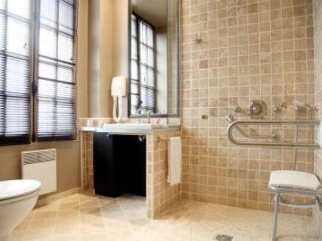 Photo of Bathroom in Les Iles