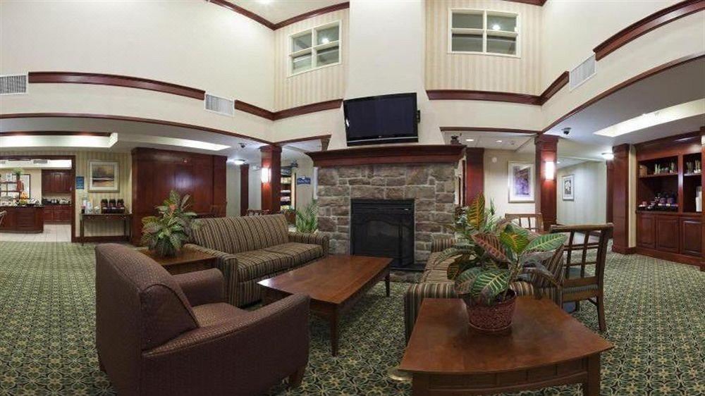 Photo of Livingroom in Cranbury
