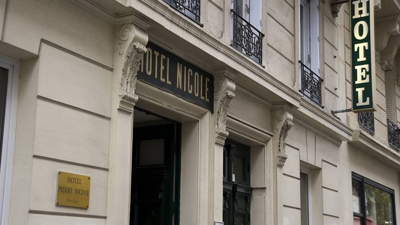 Photo of Buildings in Val-de-Grace