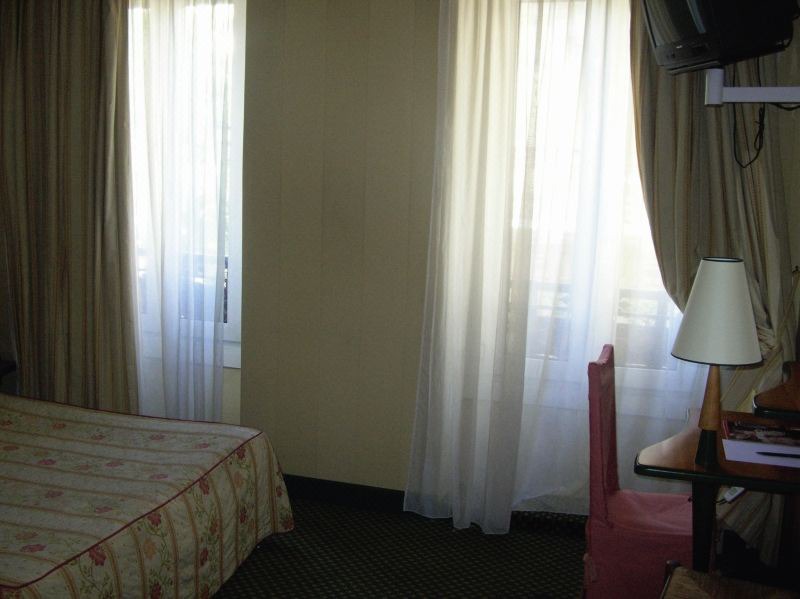 Photo of Bedroom in Porte-Saint-Martin