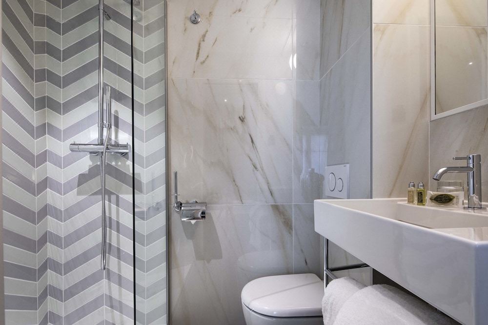 Photo of Bathroom in Jardin des plantes