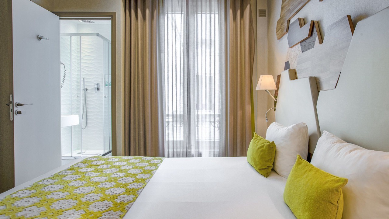 Photo of Bedroom in Batignolles