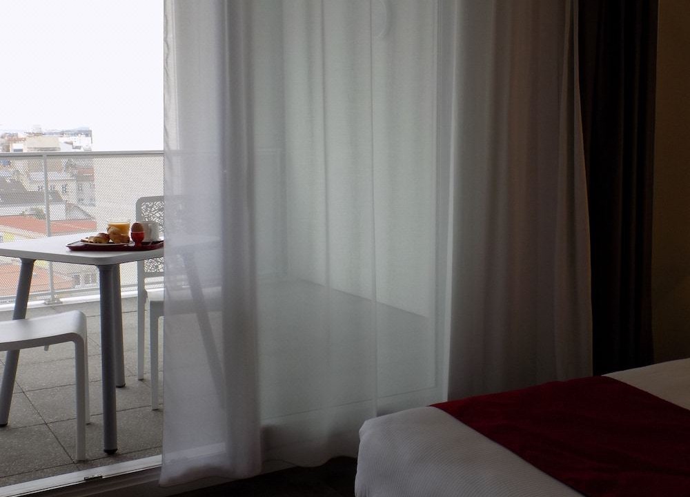 Photo of Bedroom in Saint-Ouen