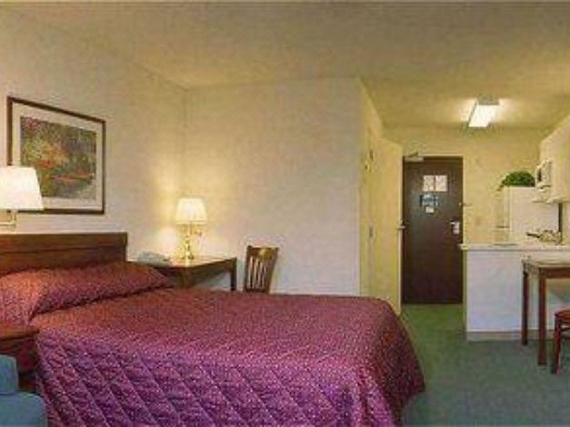 Photo of Bedroom in Fairvilla