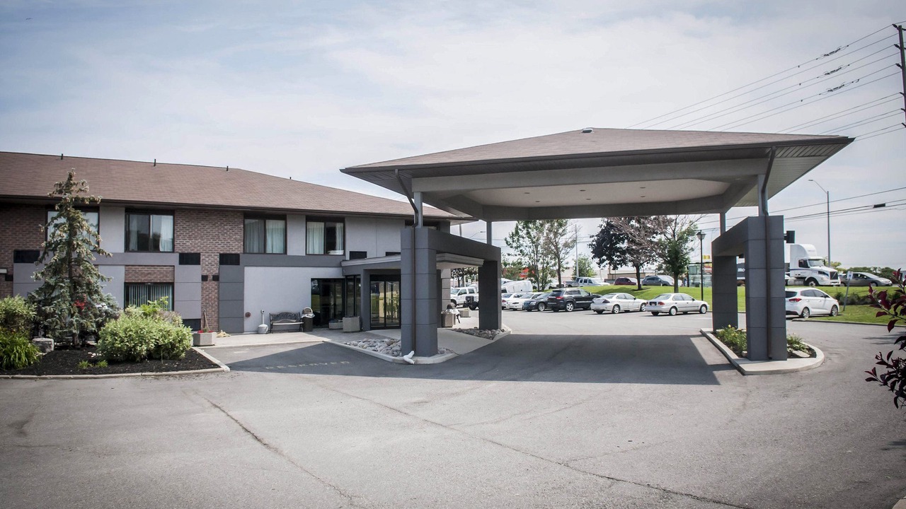Photo of Buildings in Northeast Mississauga