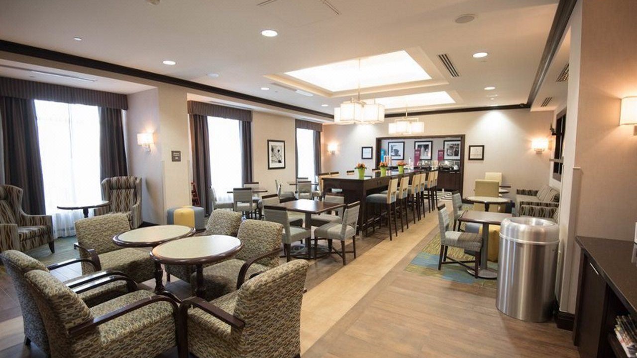 Photo of Livingroom in Airport Corporate