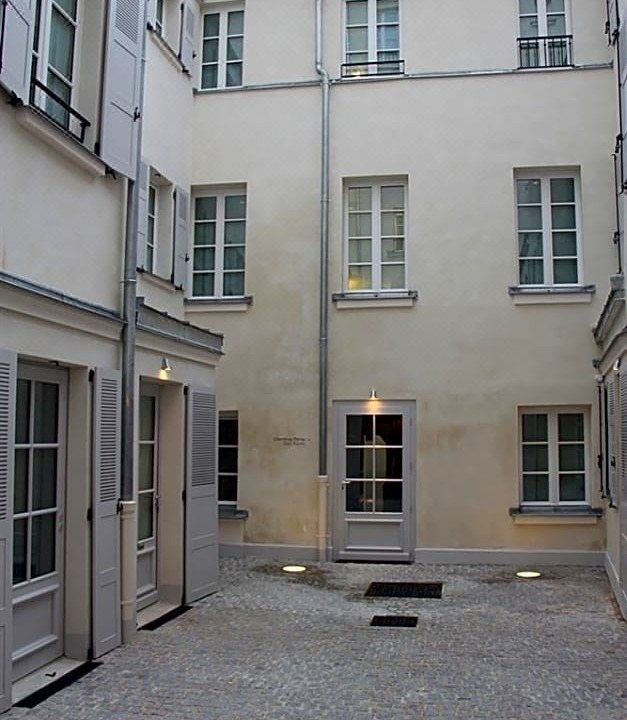 Photo of Buildings in 7th Arrondissement