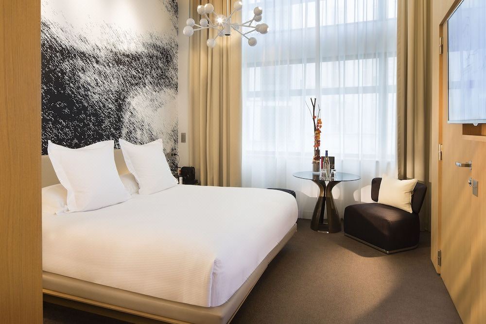 Photo of Bedroom in Faubourg Saint-Germain