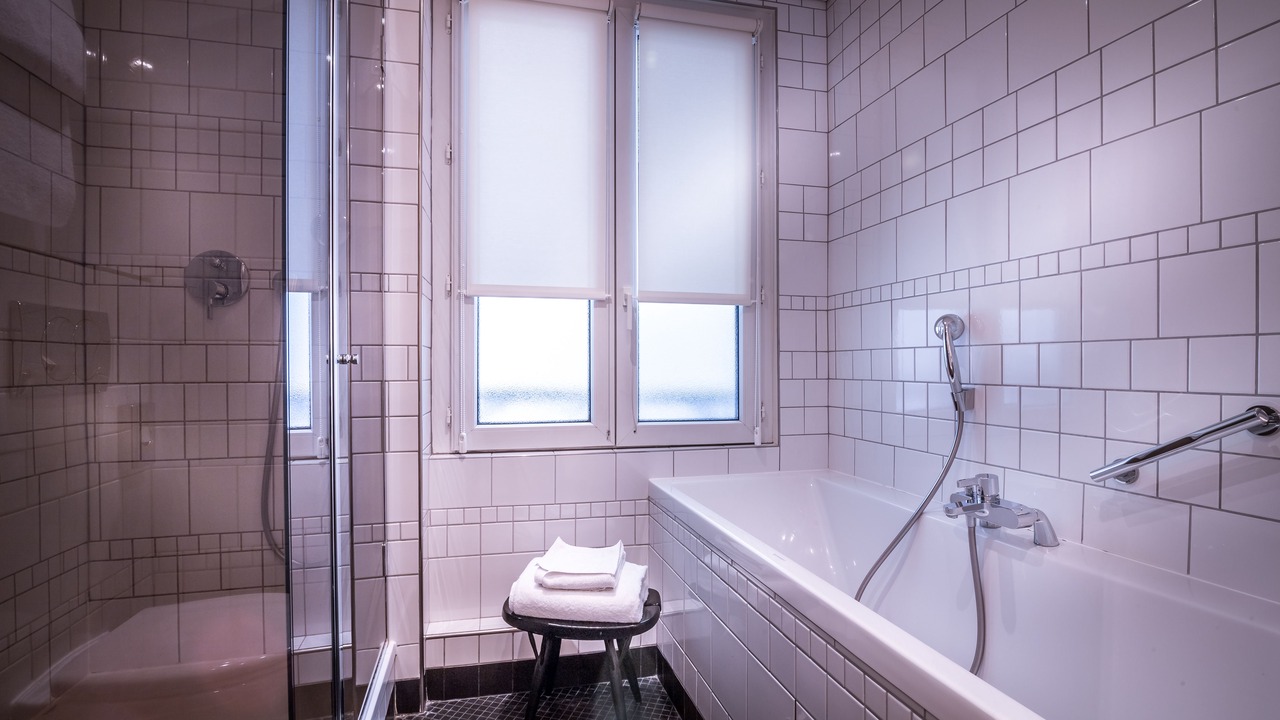 Photo of Bathroom in Quartier du Faubourg-Montmartre
