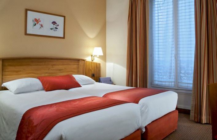Photo of Bedroom in 5th Arrondissement