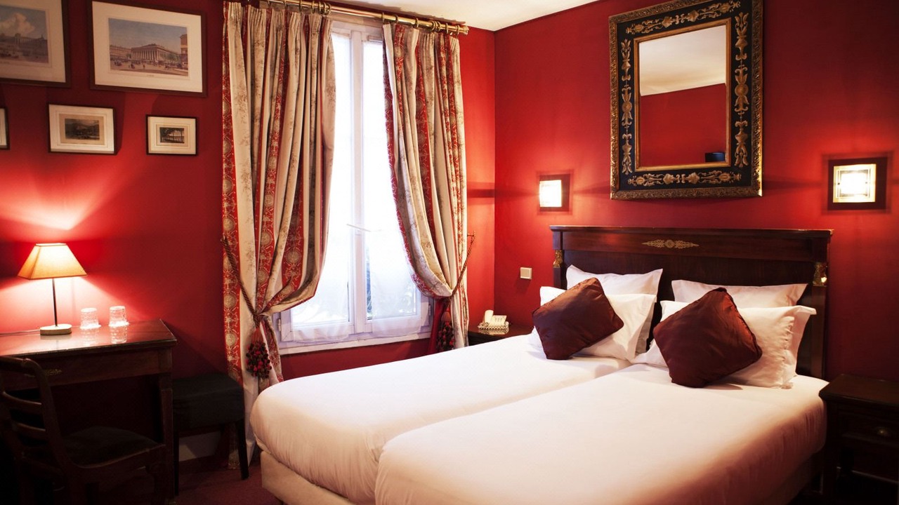 Photo of Bedroom in Faubourg Saint-Germain