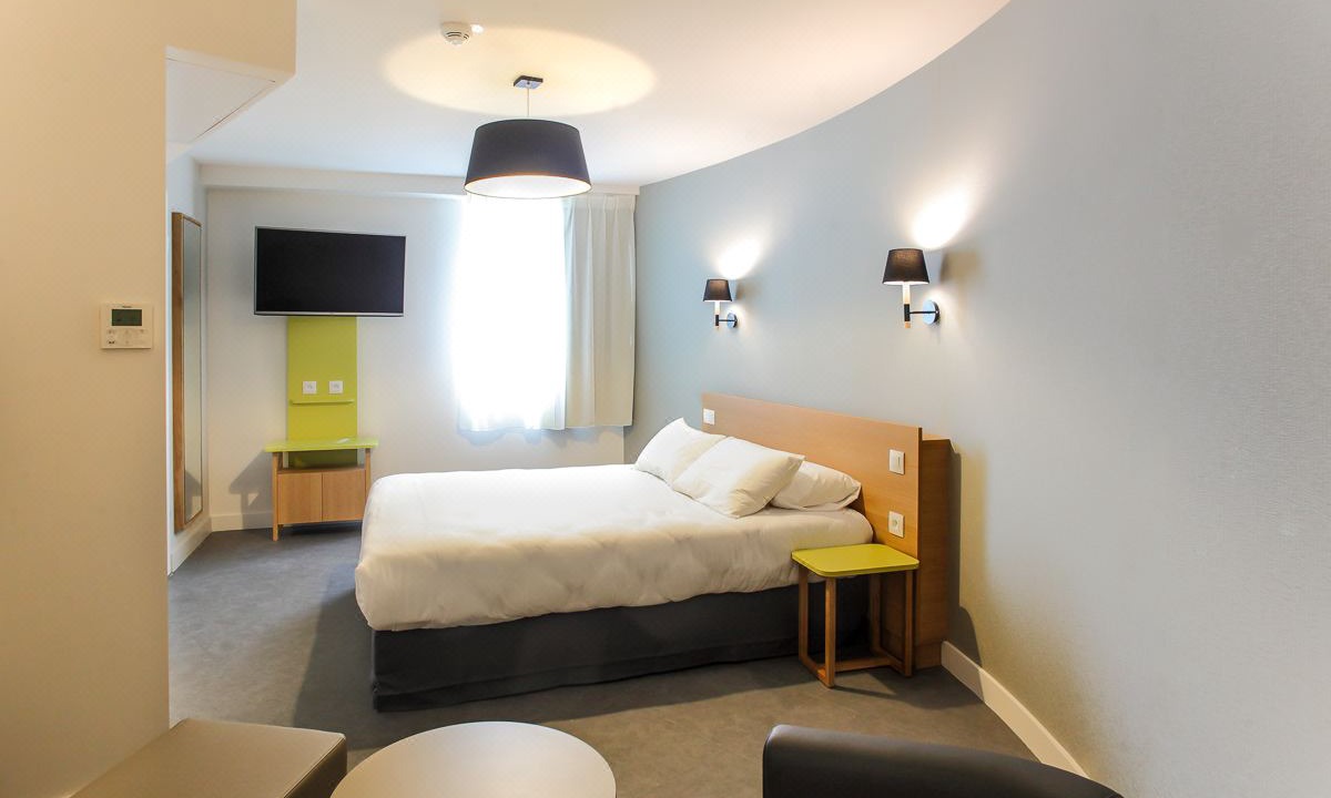 Photo of Bedroom in Bagnolet