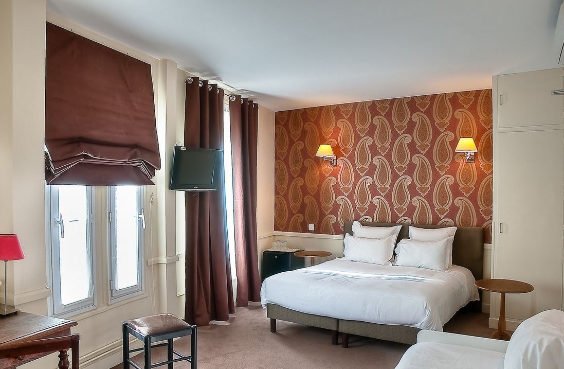 Photo of Bedroom in Faubourg Saint-Germain