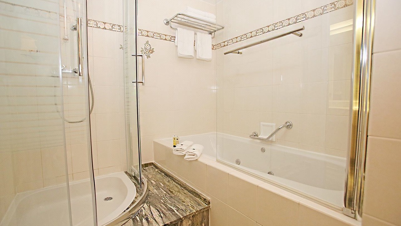Photo of Bathroom in Roissy-en-France