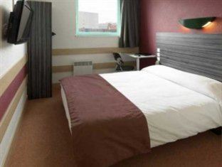 Photo of Bedroom in Bagnolet