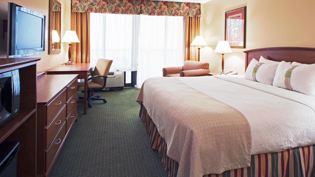 Photo of Bedroom in Clearwater Beach