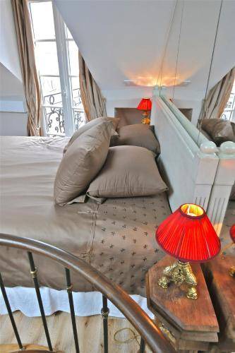 Photo of Bedroom in Sorbonne