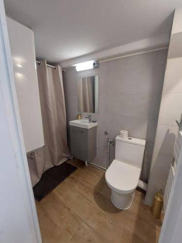 Photo of Bathroom in Livry-Gargan