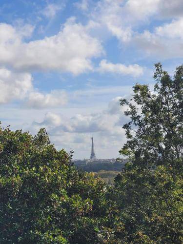 Photo of Others in Suresnes