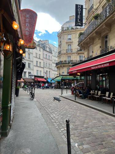 Photo of Others in Sorbonne