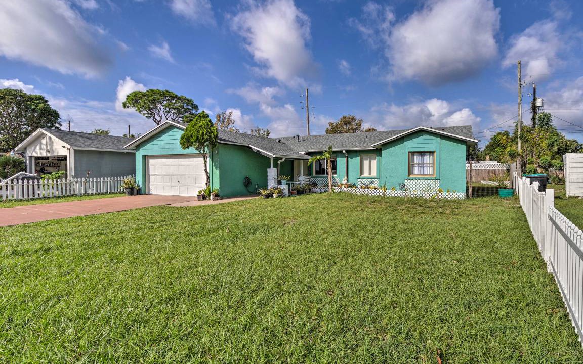 Photo of Buildings in Pine Hills