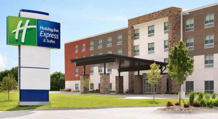 Photo of Buildings in Strathroy