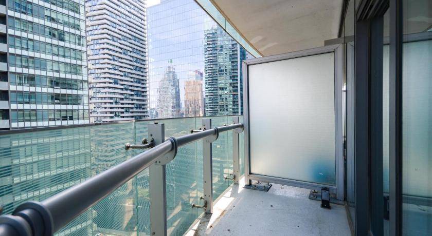 Photo of Patio Balcony in Toronto Entertainment District