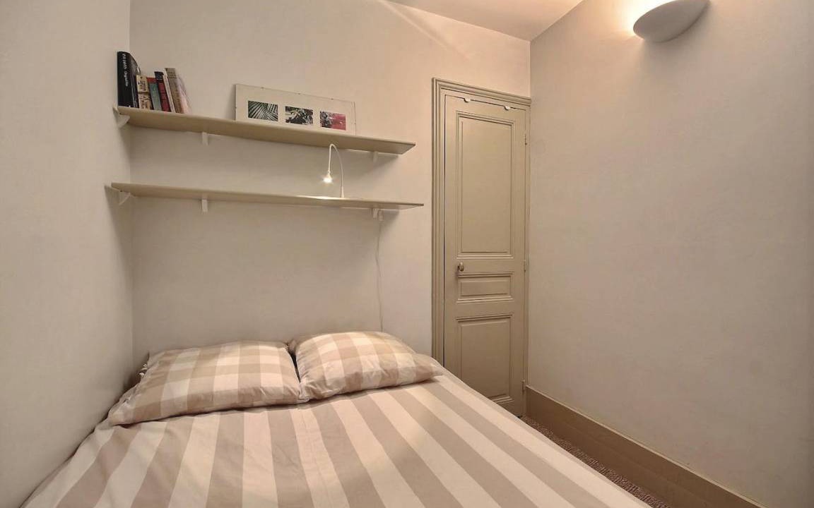 Photo of Bedroom in Grenelle