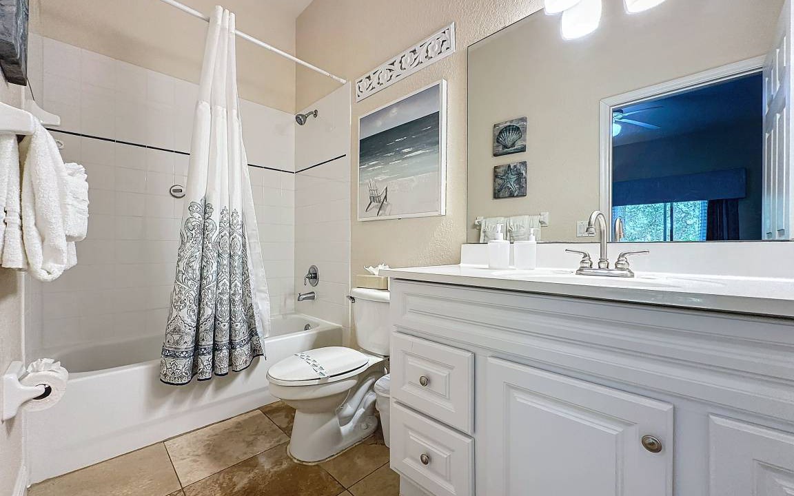 Photo of Bathroom in Bahama Bay