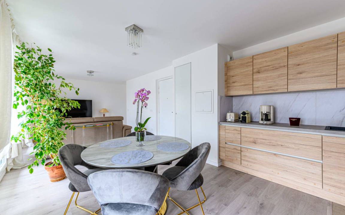 Photo of Livingroom in Saint-Ouen