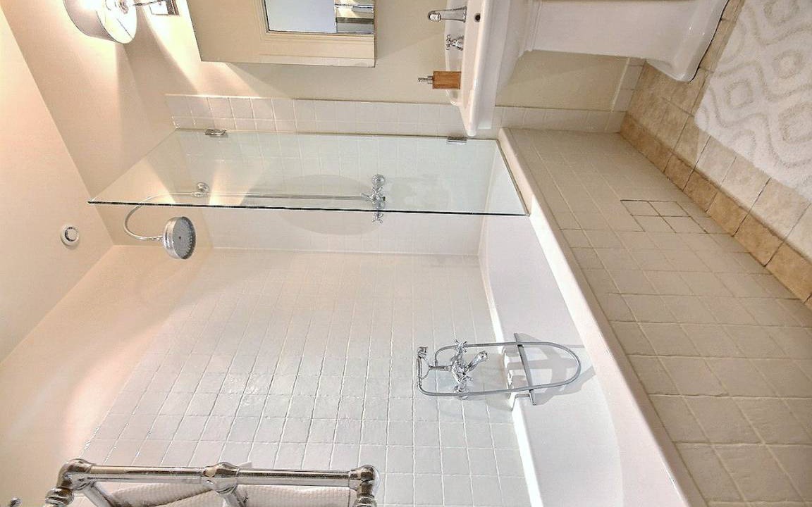 Photo of Bathroom in Strasbourg -Saint-Denis