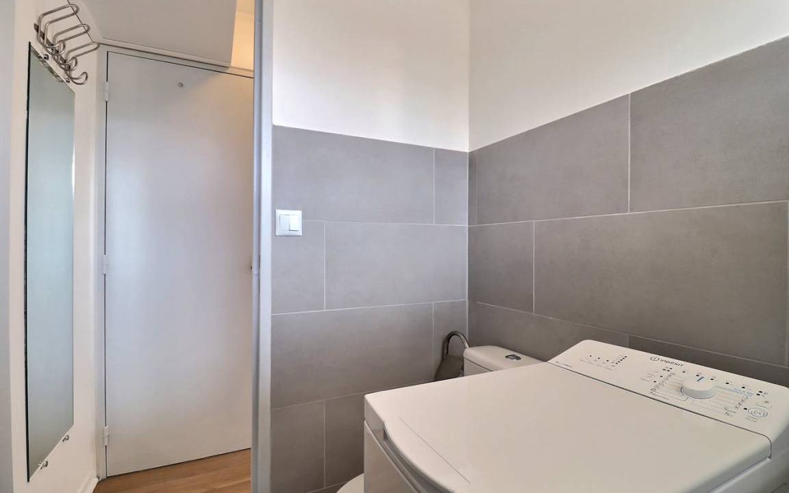 Photo of Bathroom in 14th Arrondissement