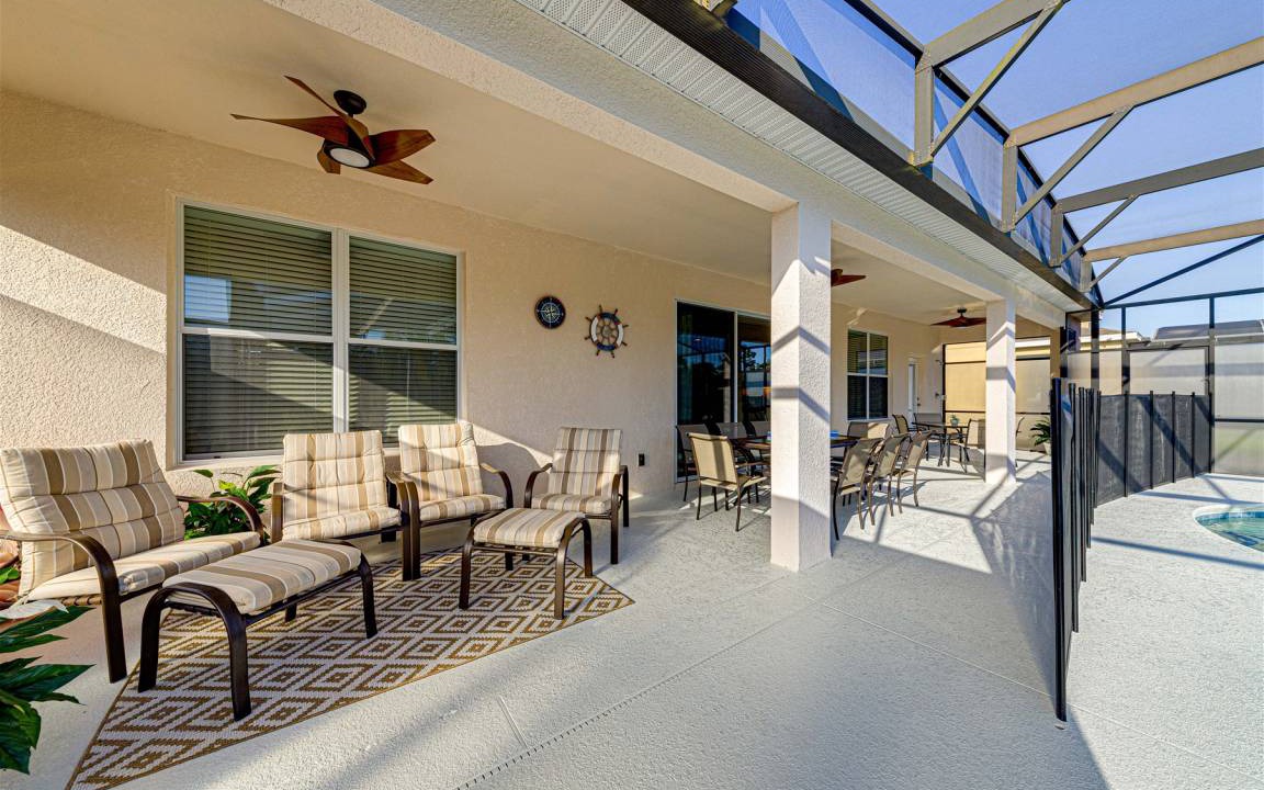 Photo of Patio Balcony in Watersong