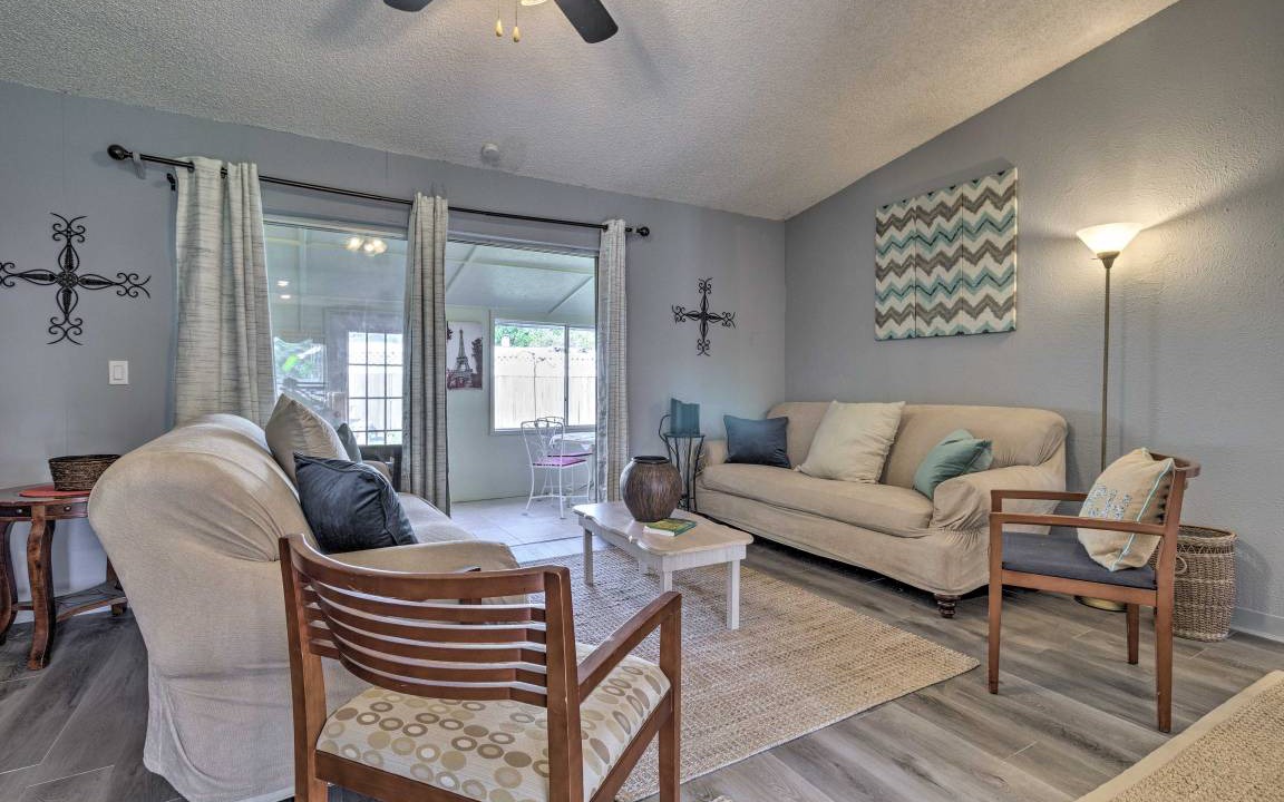 Photo of Livingroom in Pine Hills