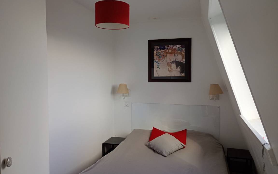 Photo of Bedroom in Quartier du Faubourg-Montmartre