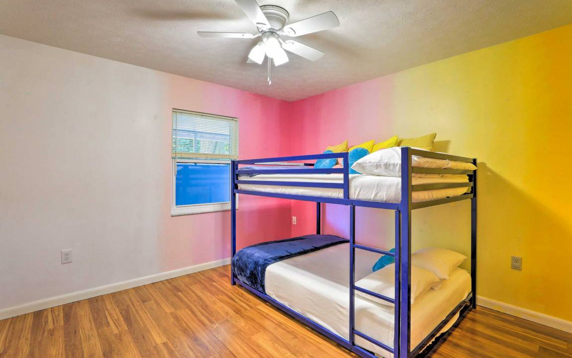Photo of Bedroom in Crooked Lake