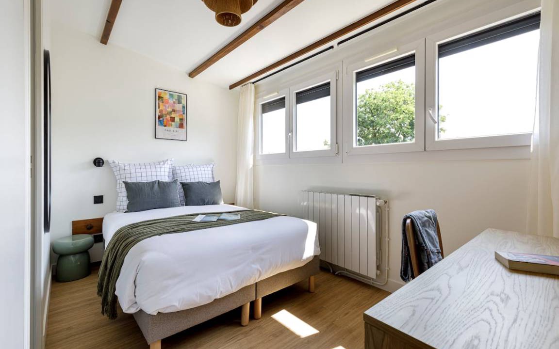 Photo of Bedroom in Bagneux