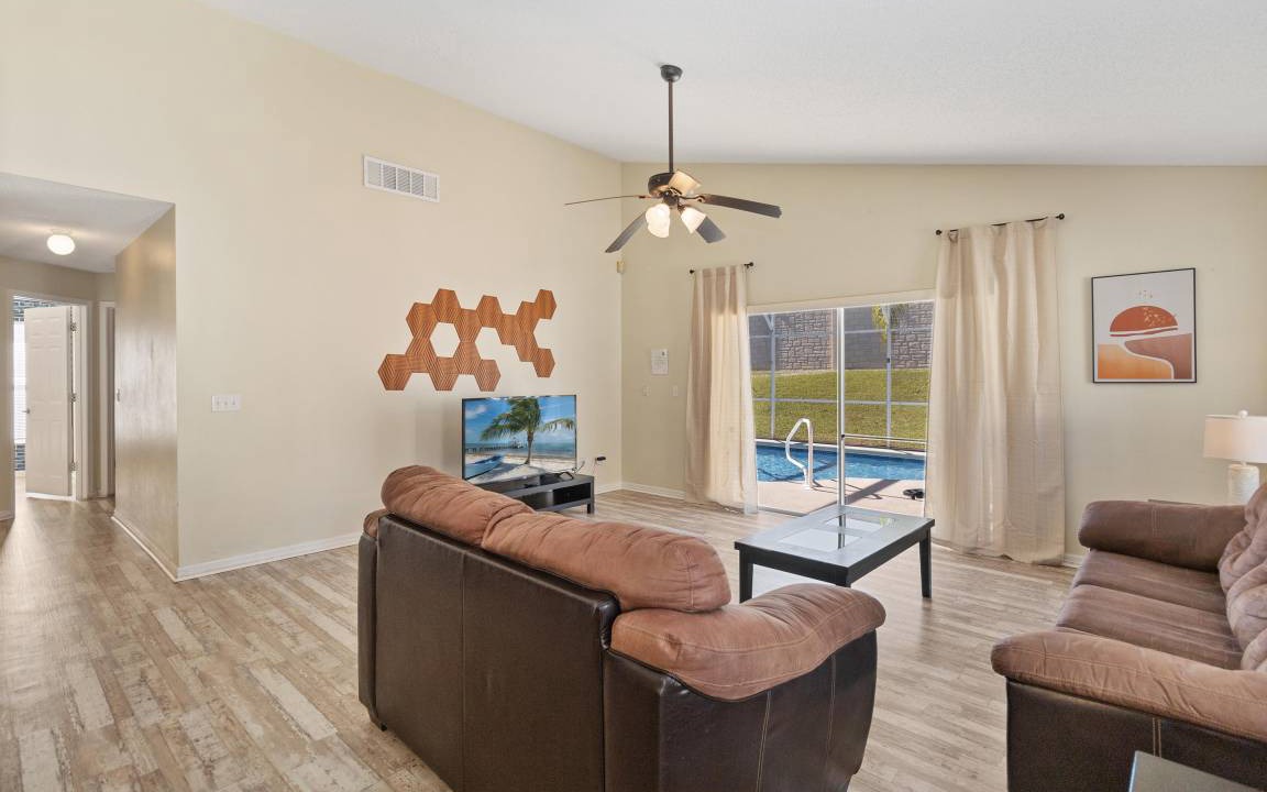 Photo of Others in Lake Davenport Estates