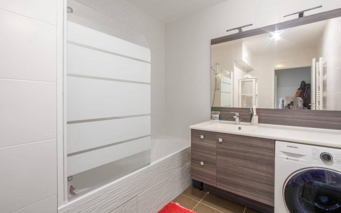 Photo of Bathroom in Clichy