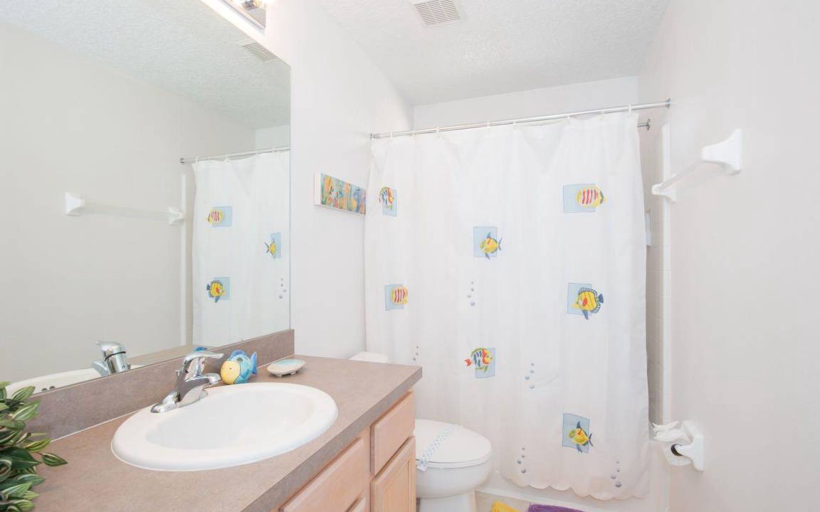 Photo of Bathroom in Seasons