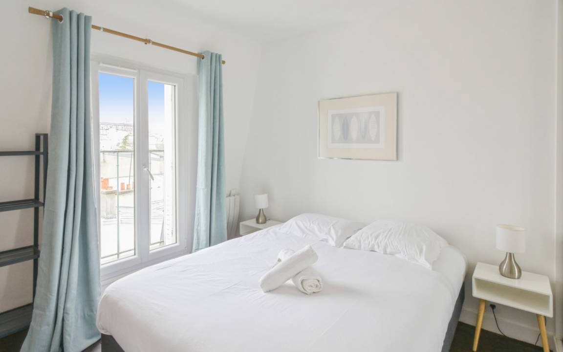 Photo of Bedroom in 7th Arrondissement