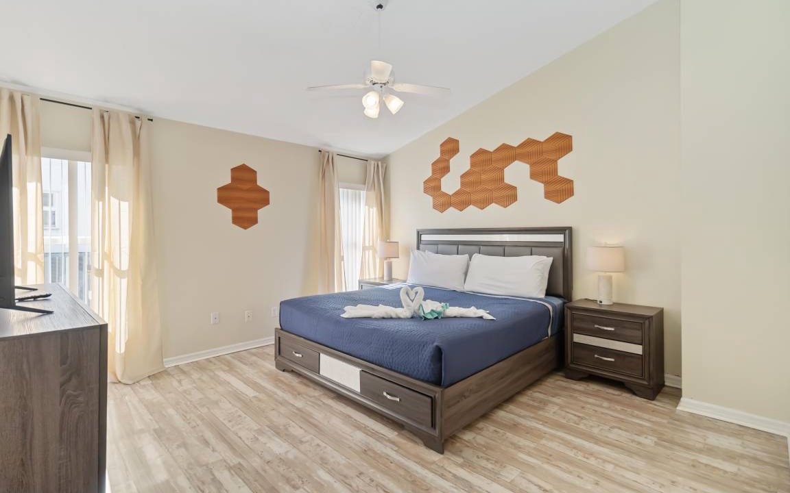 Photo of Bedroom in Lake Davenport Estates