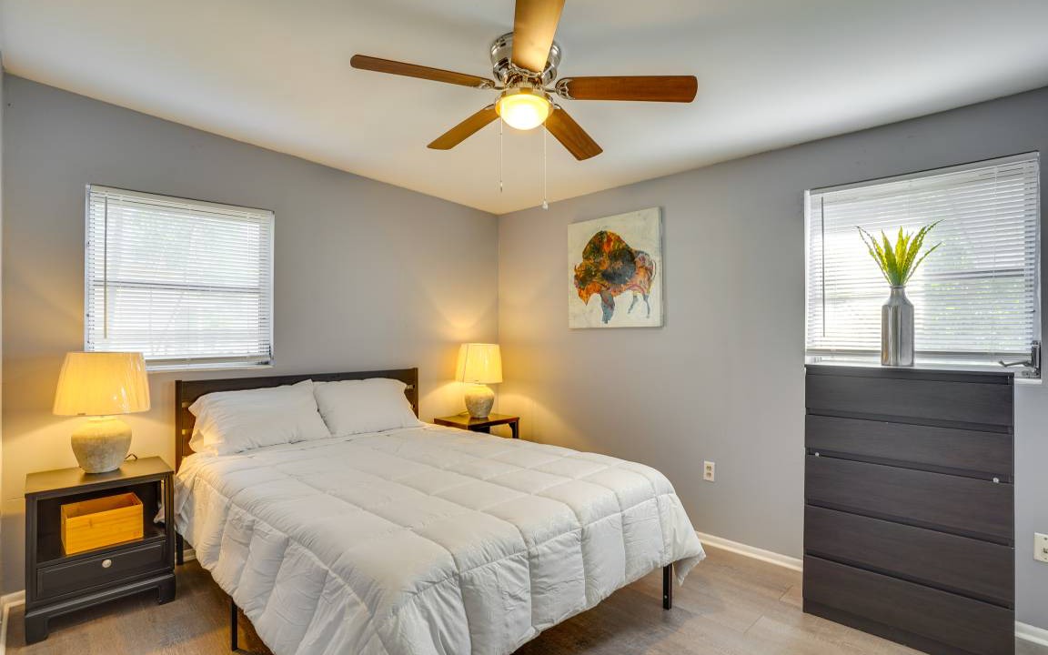 Photo of Bedroom in Lake Somerset