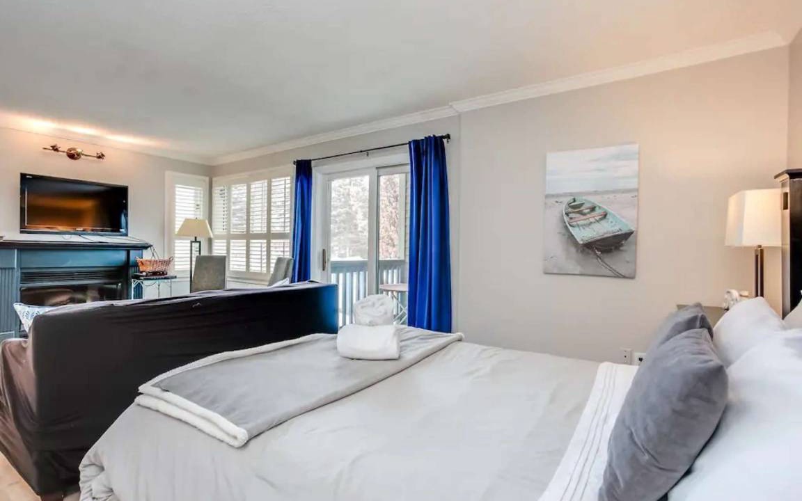 Photo of Bedroom in Craigleith