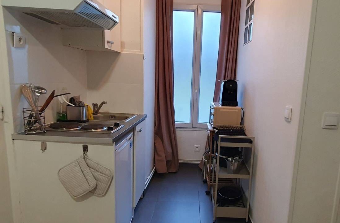 Photo of Kitchen in Combat